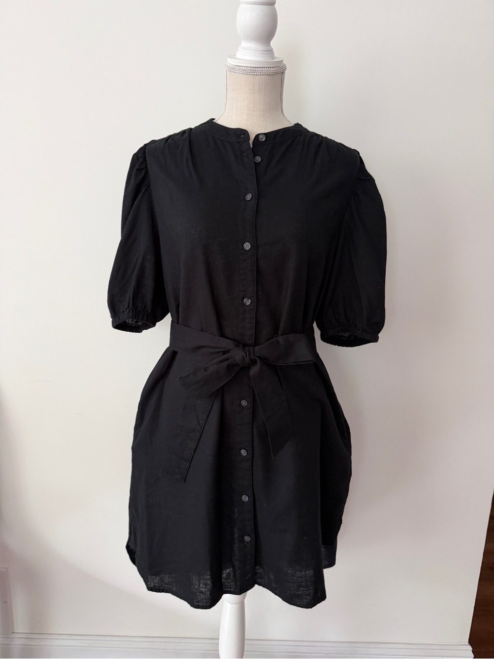 GAP Black Button-Front Tie-Waist Puff Sleeve Dress